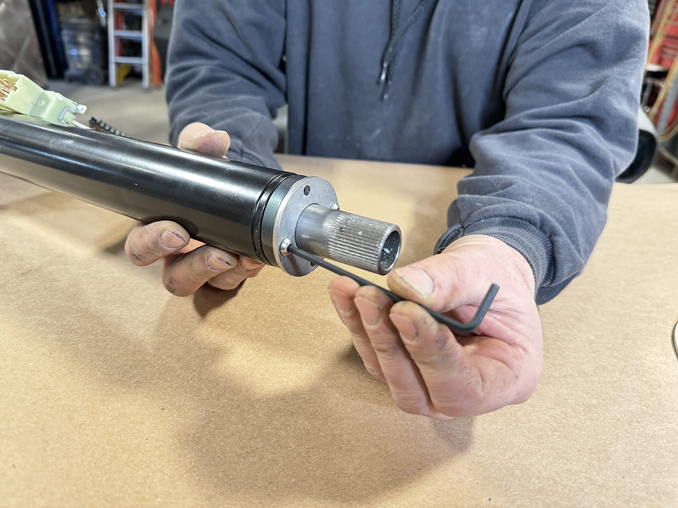 008 1971 Camaro steering column shaft getting secured with Allen fastener