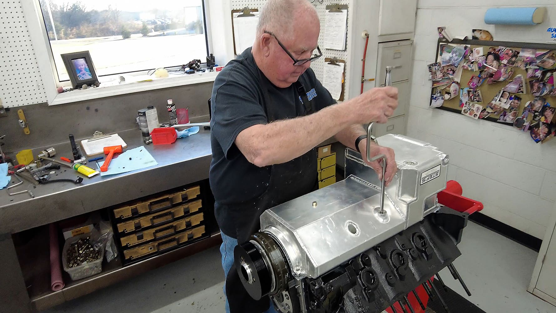 008 Engine assembly technician installing Stef’s oil pan on high performance big block Chevrolet