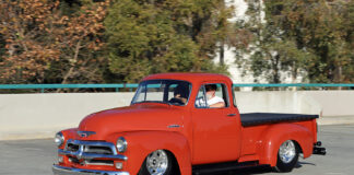 01 1954 Chevy 3100 custom truck lowered suspension chrome wheels hot rod classic pickup