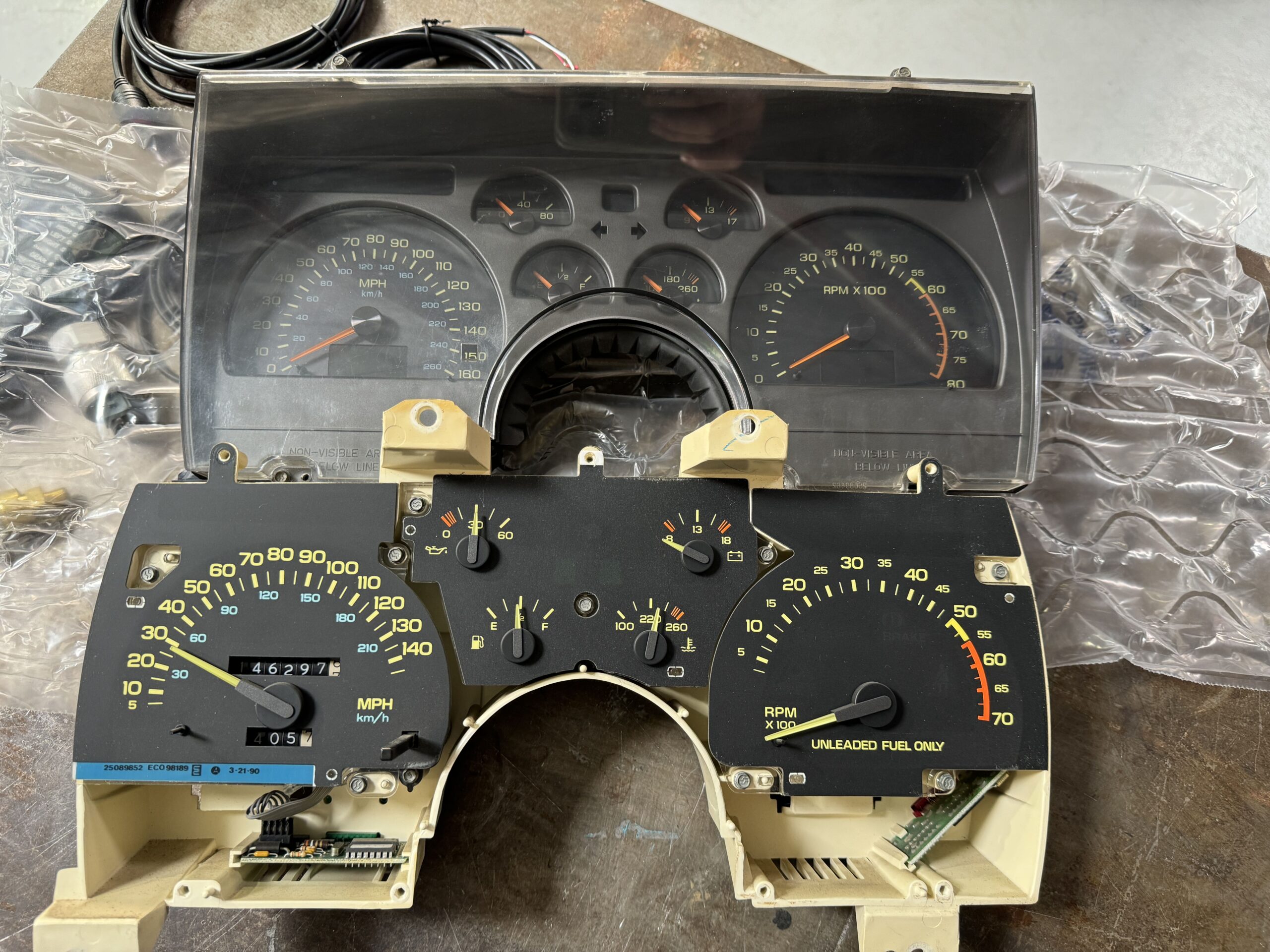 014 side by side comparison 1991 camaro analog vs digital gauge cluster