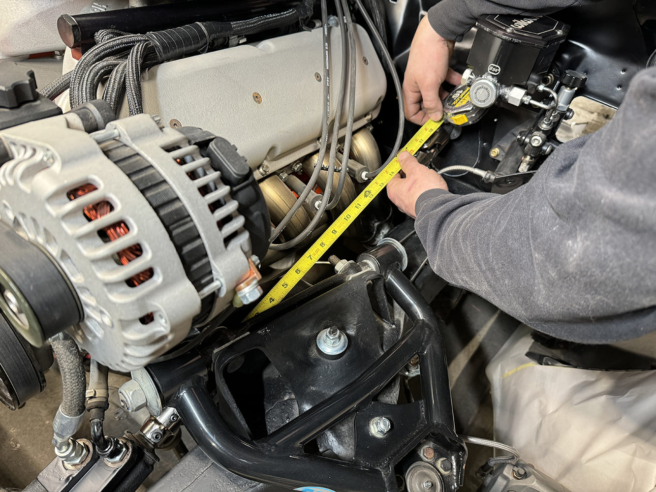 017 1971 Camaro steering linkage clearance measured in tight engine bay layout