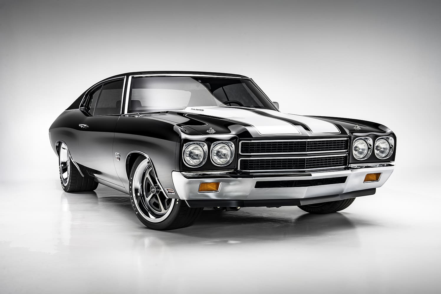 02 1970 Chevelle SS front white racing stripes cowl hood dual headlights