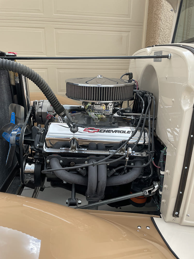 02 carl mueller 1930 chevy sport coupe engine