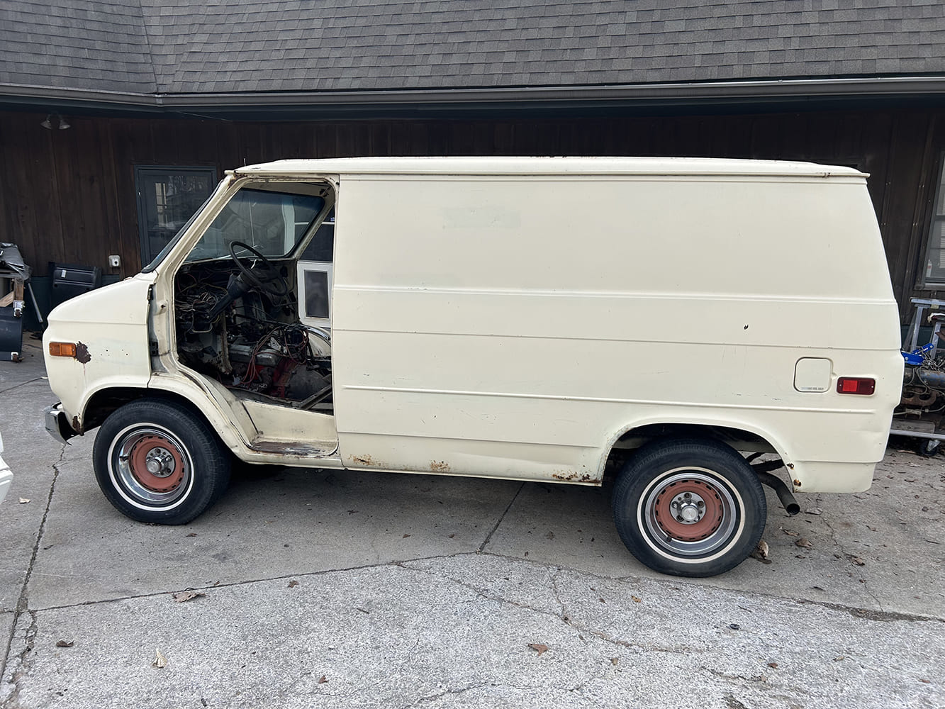 02 rodding sround alloways hot rod shop 1979 chevy van
