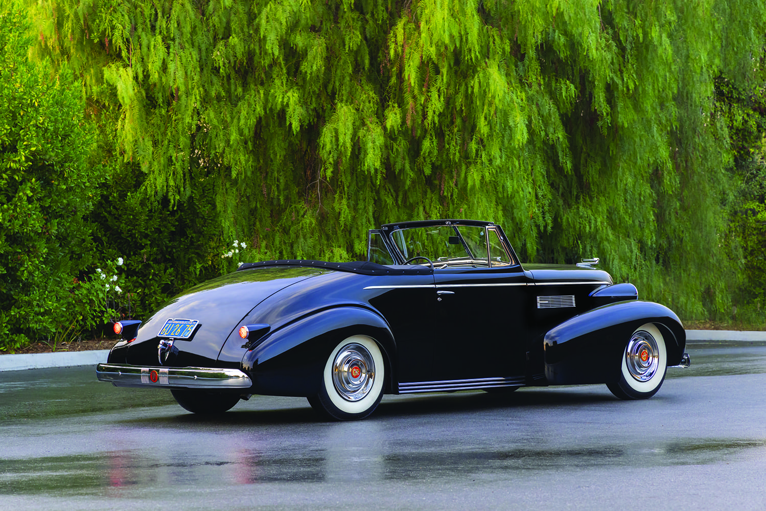 03 1939 Cadillac Convertible rear angle showing classic deck lid and tail lights