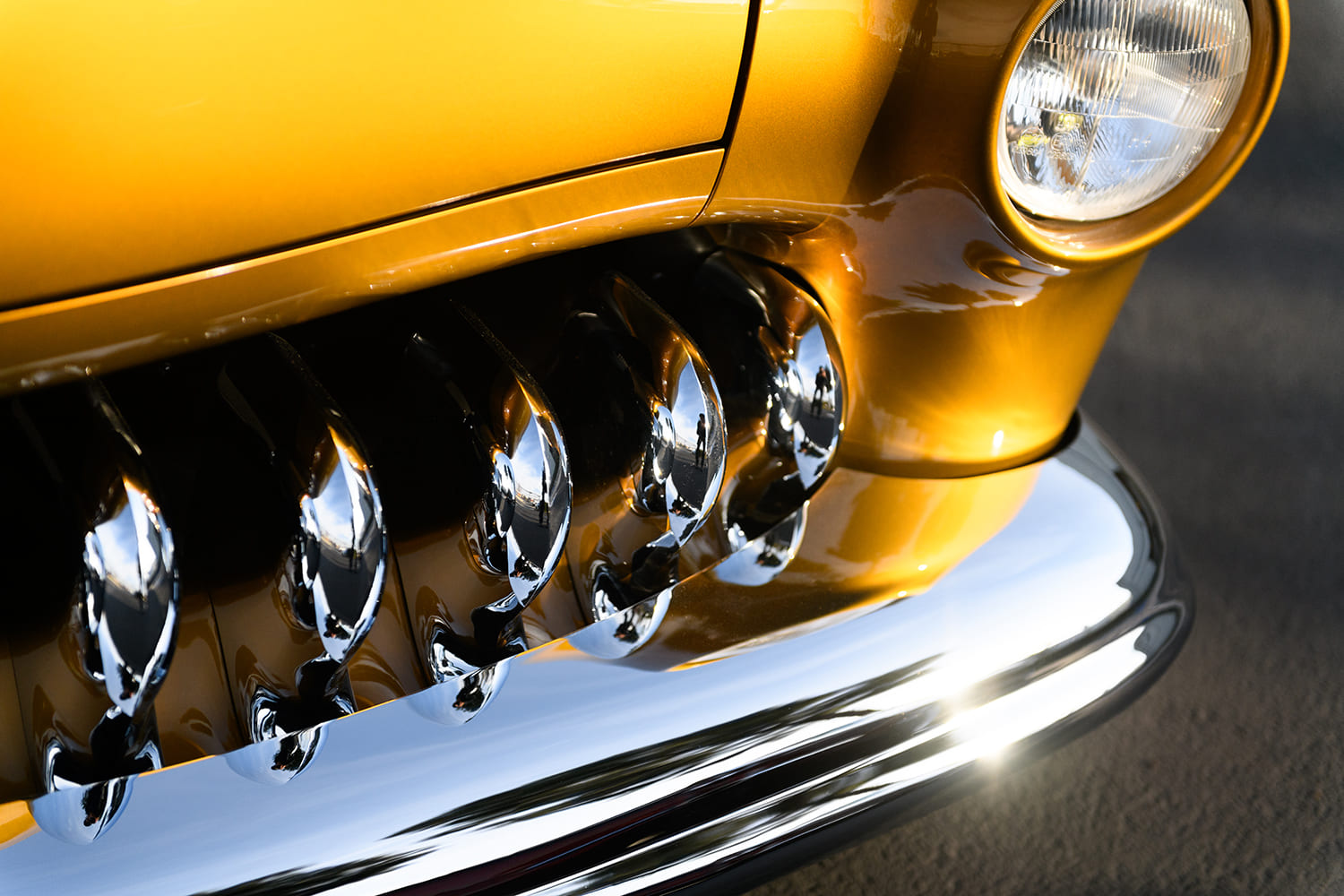 07 1951 Mercury Custom bullet grille with mirror polished chrome teeth