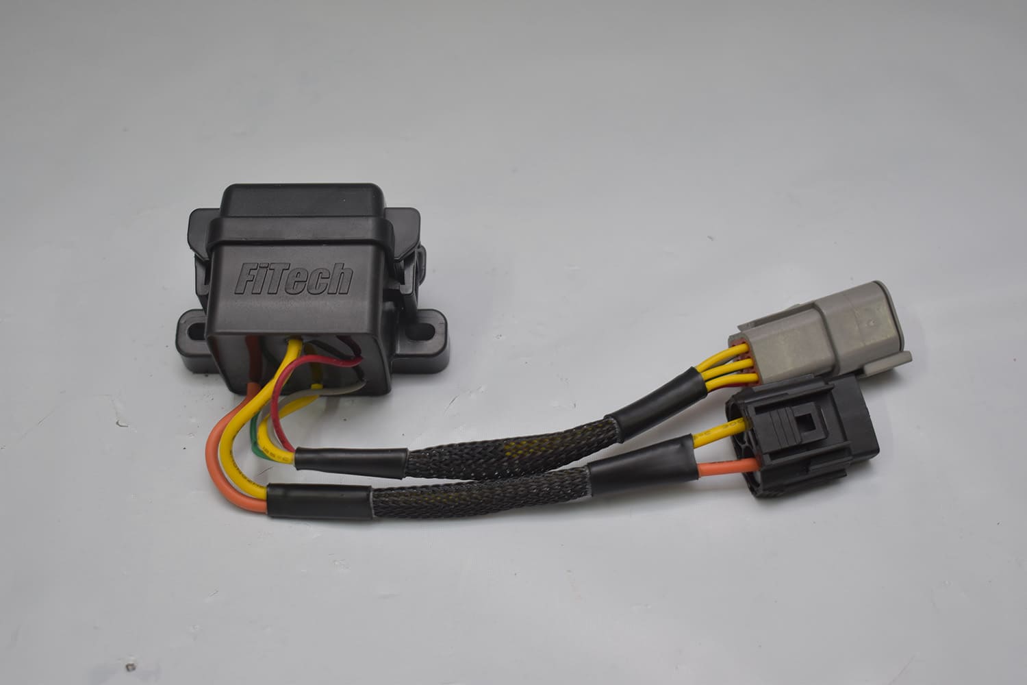 08 FiTech control module with Deutsch connectors for integration into EFI system wiring