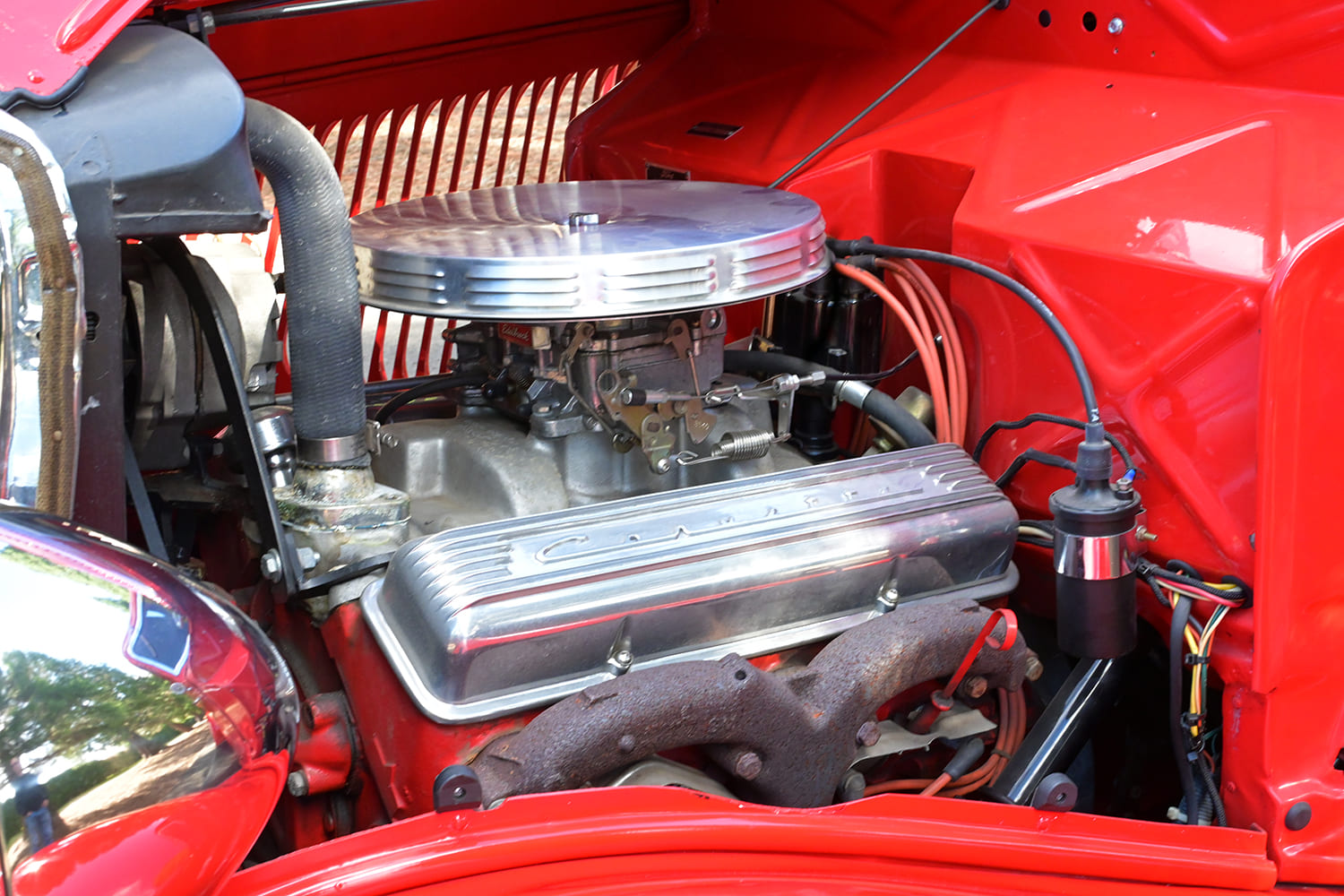 09 1934 Ford engine bay small block Chevy Edelbrock intake hot rod motor