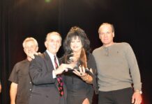1 angelo giampetroni legends of hot rodding award isca 2012 with elvira