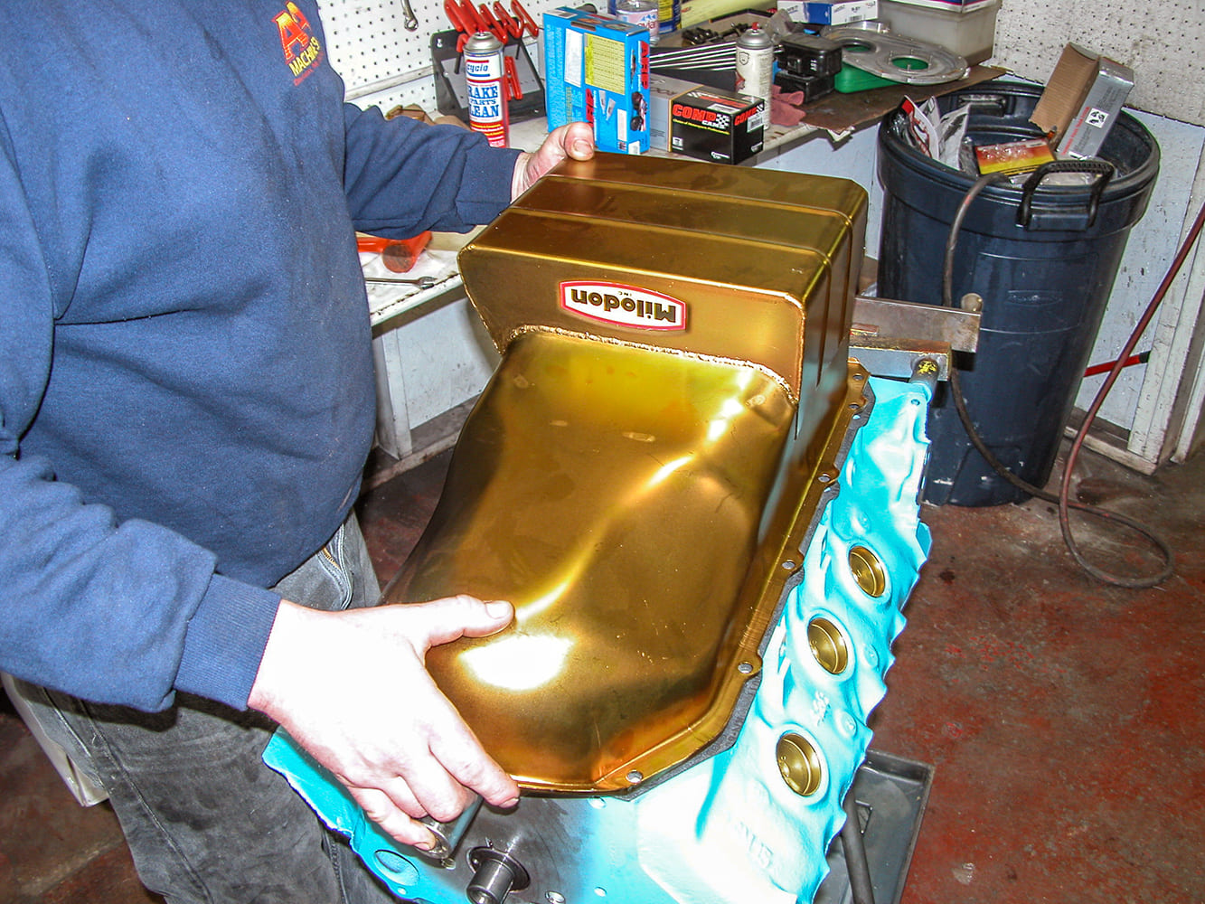 15 Milodon gold oil pan test fitted to Pontiac 428 for increased capacity and control