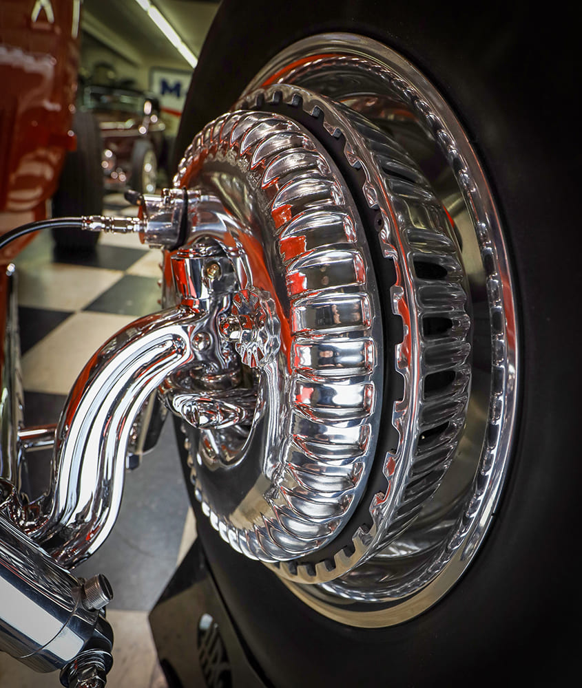 22 1932 Ford Roadster polished Buick style finned brake drums close up
