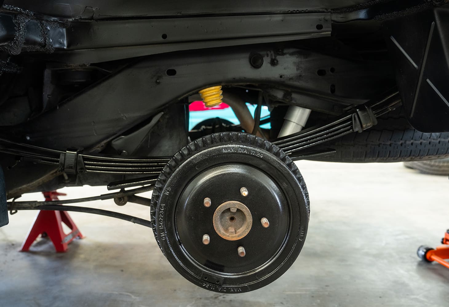 24 Rear suspension fully assembled with axle flip new shocks and C notch clearance