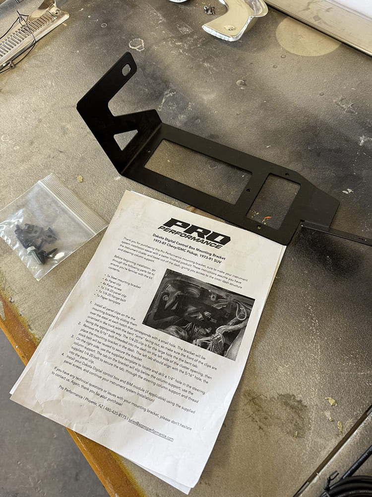 02 dakota digital 1973 1987 chevy c10 pro performance mounting bracket install instructions