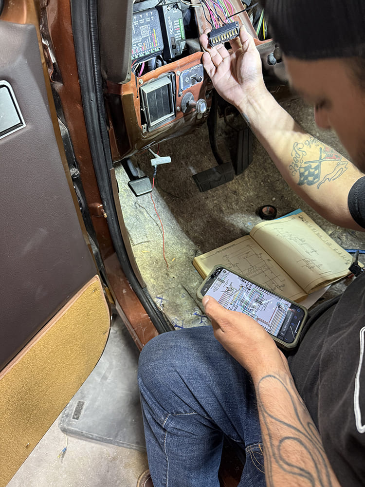 12 1973 1987 chevy c10 wiring diagram and fuse block troubleshooting