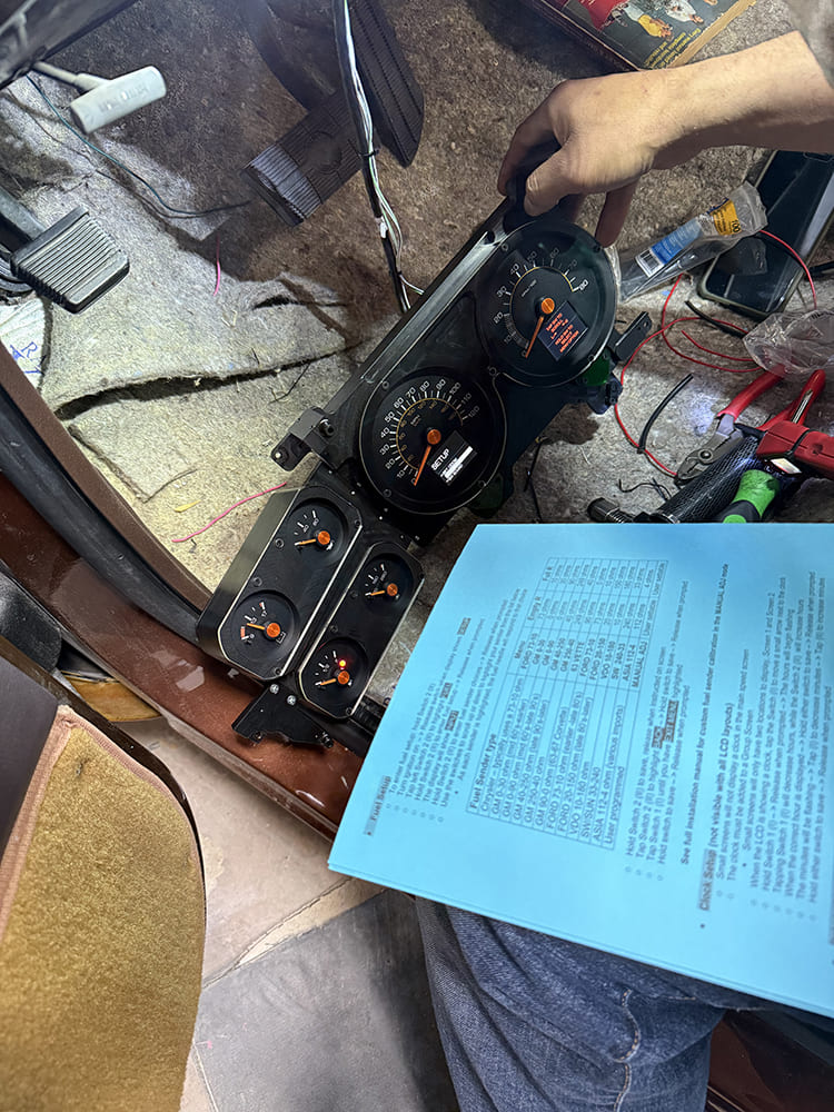 18 dakota digital gauge install wiring under dash 1973 1987 chevy c10