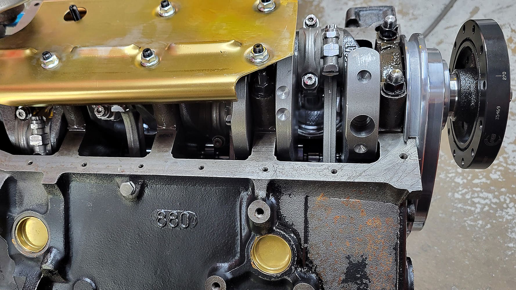 002 sbc 880 block arp main studs moroso windage tray