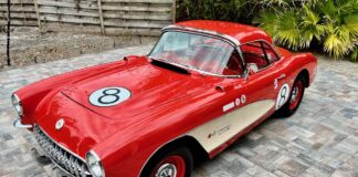 01 1957 fuelie corvette front view