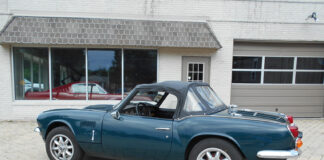 01 knight 1970 triumph spitfire mkiii sideview