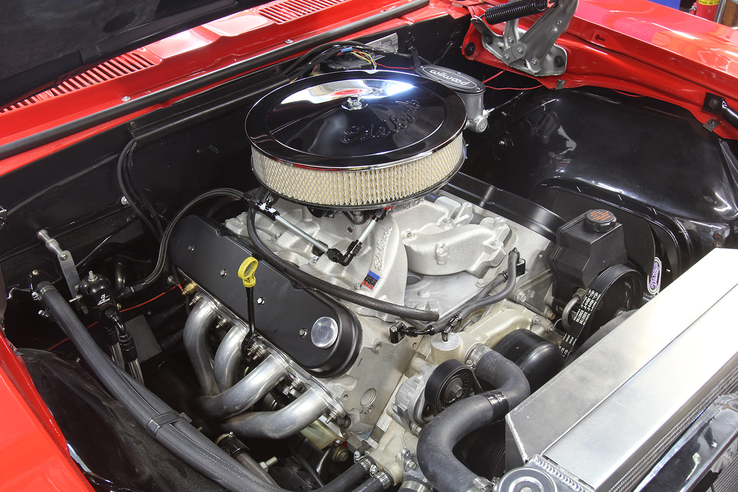 011 edelbrock intake holley valve covers chevy big block swap