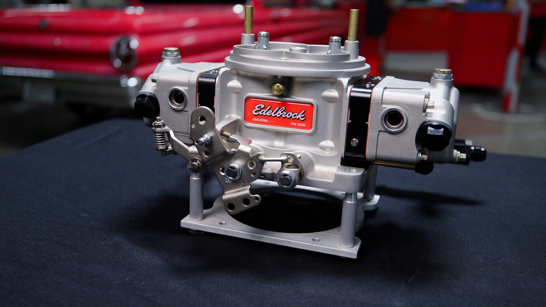 02 Edelbrock VRS 4150 650 CFM carburetor shown fully assembled with billet linkages