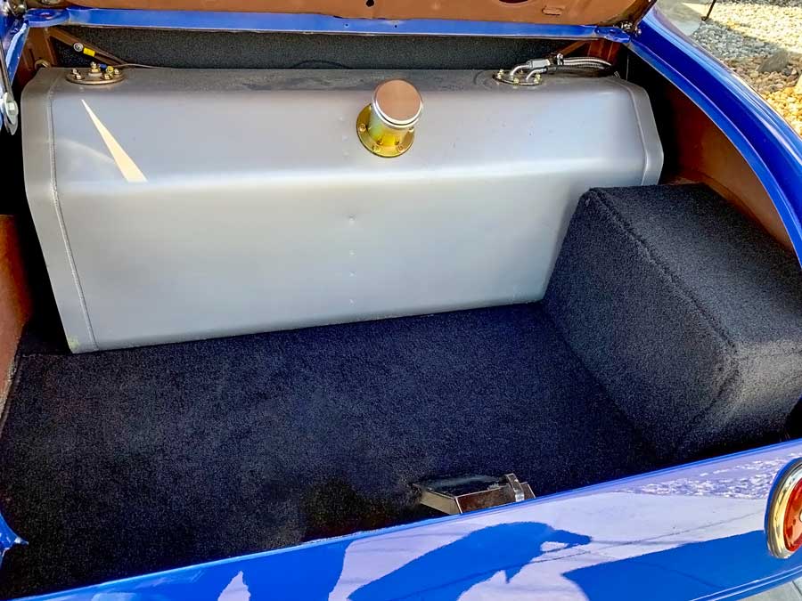09 1930 ford model a coupe trunk