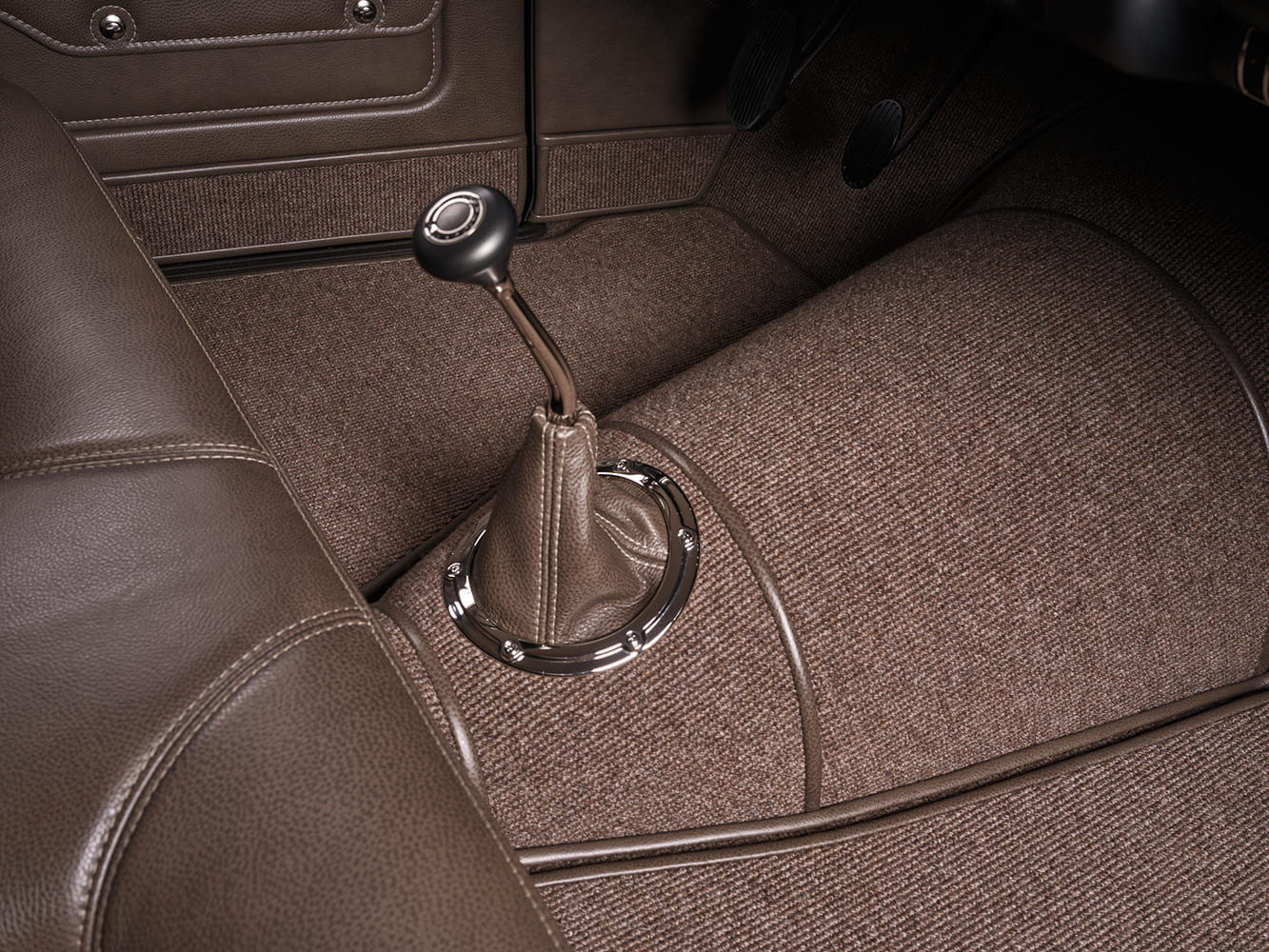 32 1936 Ford highboy interior tunnel with leather wrapped shifter boot polished trim ring and custom carpet