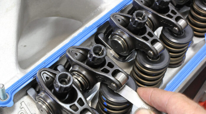 000 roller rocker arm lash adjustment feeler gauge valve spring aluminum head