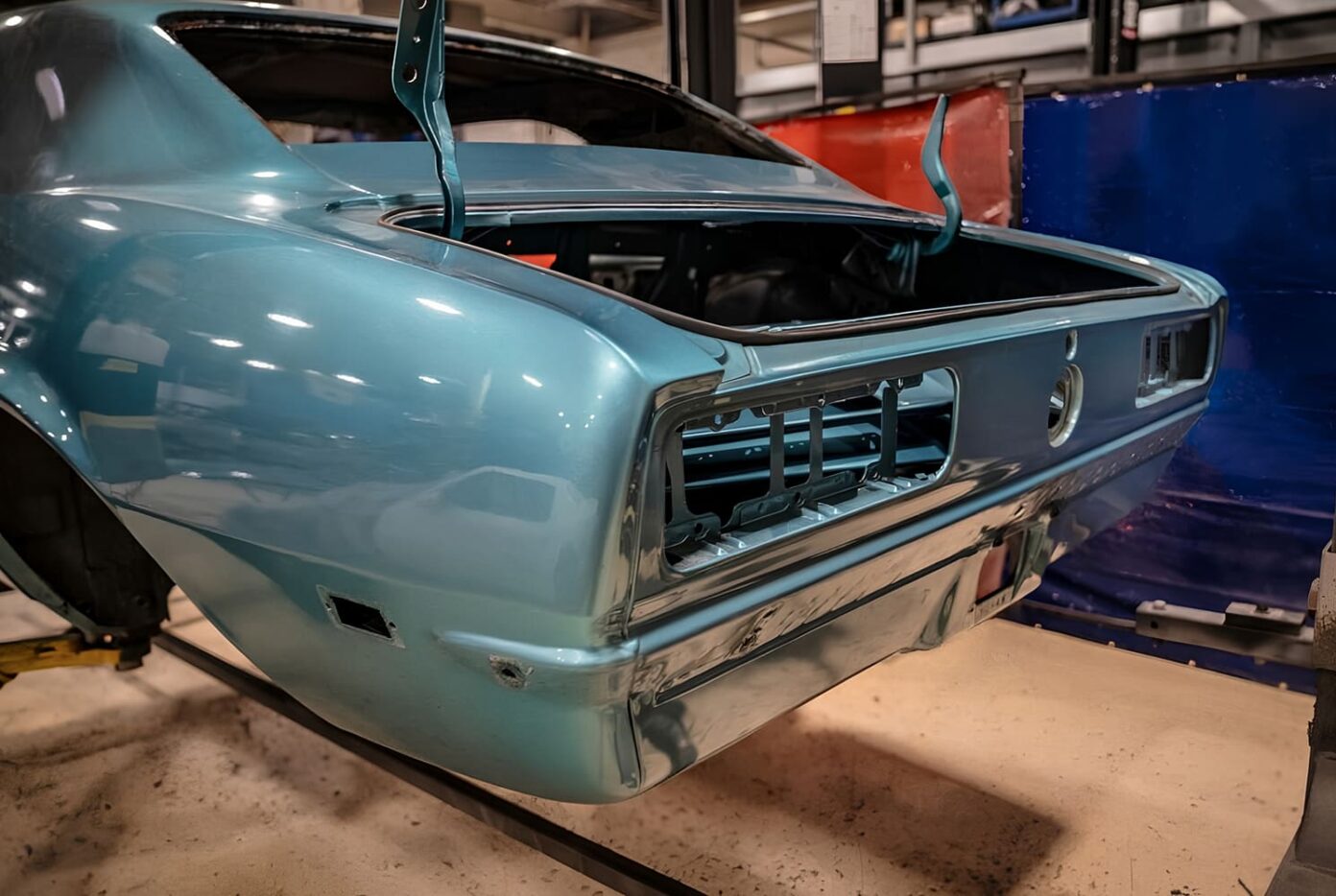 Customizing the Rear Panel of a 1968 Camaro