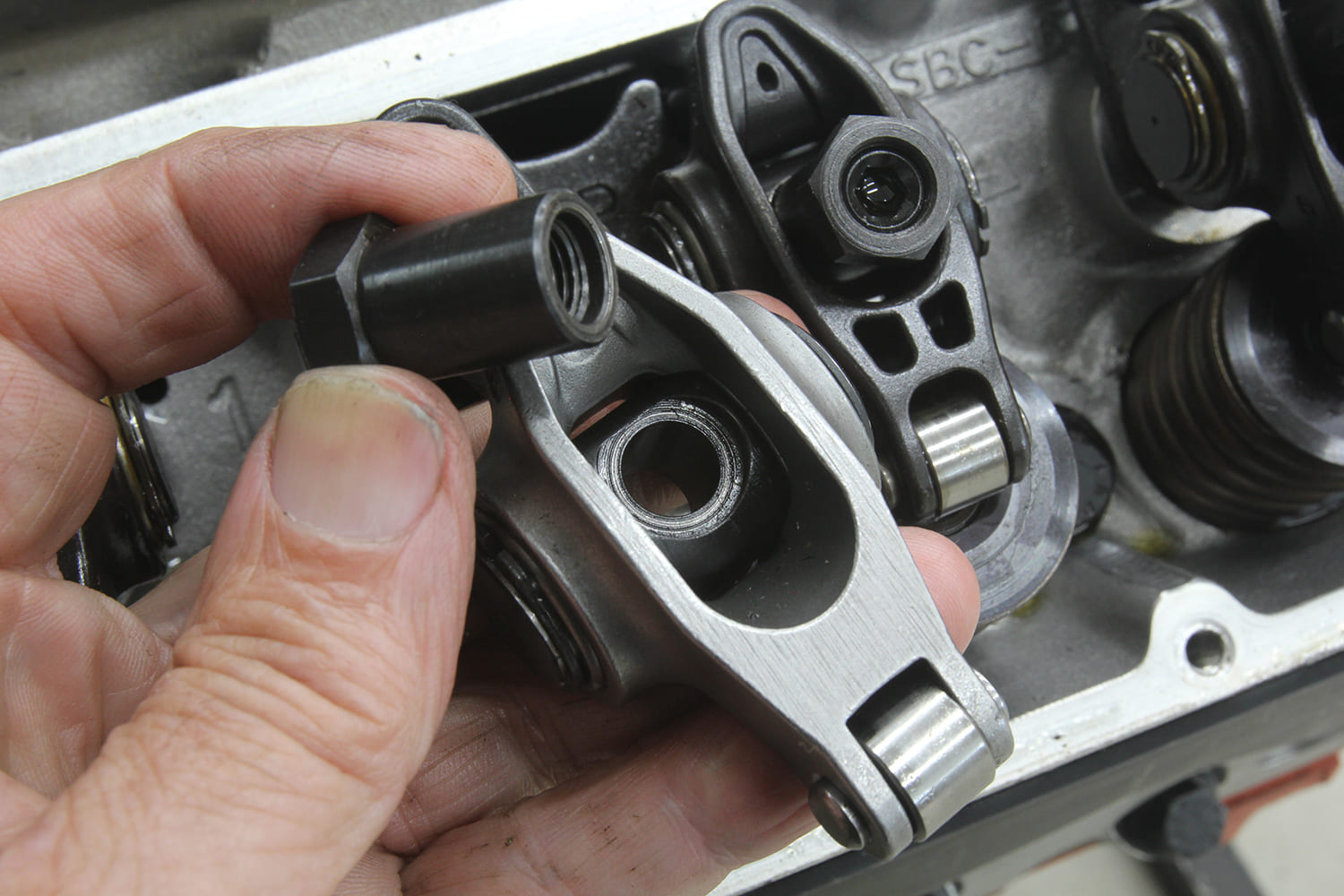 005 sbc roller rocker install guide stud rocker arm upgrade comparison