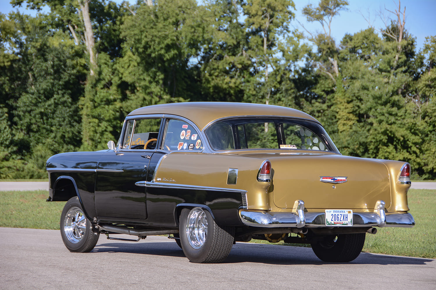 006 1955 Chevy Gasser rear slicks Bel Air trim gold paint