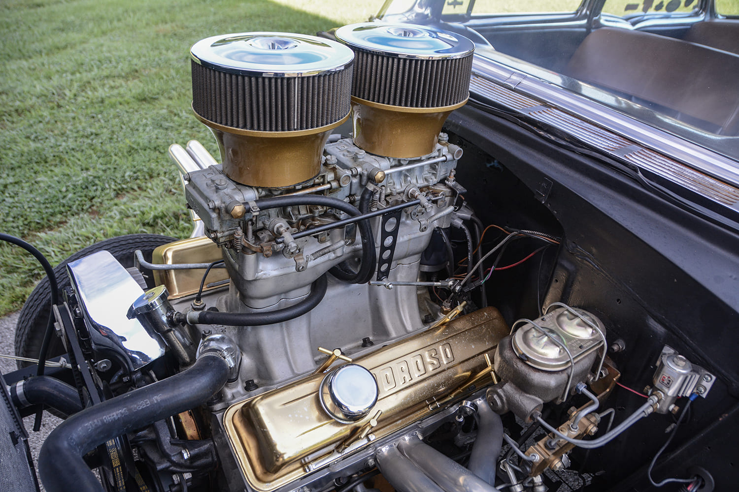 007 1955 Chevy Gasser dual Holley carbs tunnel ram Moroso valve covers