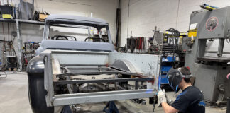 01 chevy c10 stake pocket weld in fab rear bedside frame setup