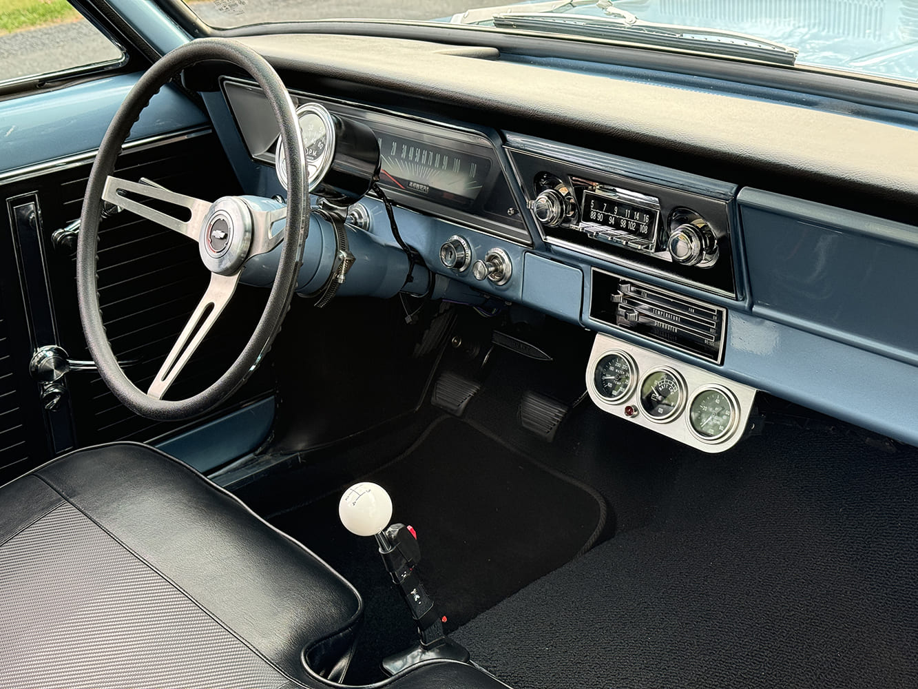 010 1966 Nova wagon classic interior Hurst shifter Stewart Warner underdash gauges