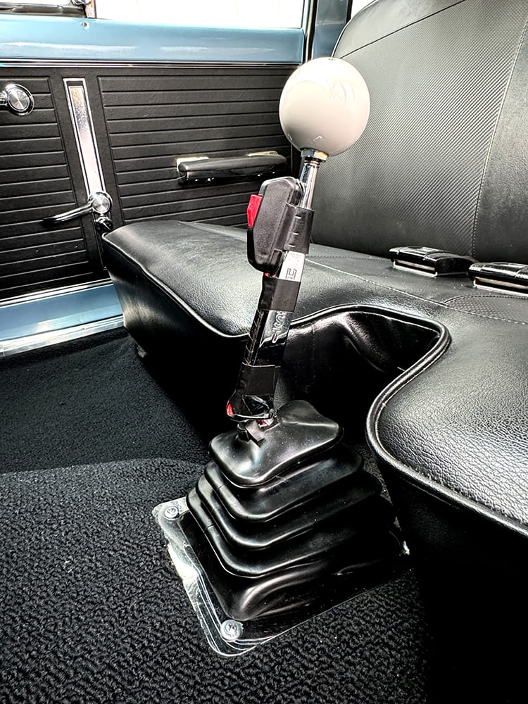 014 1966 Nova wagon Hurst Quarter Stick shifter white ball classic look