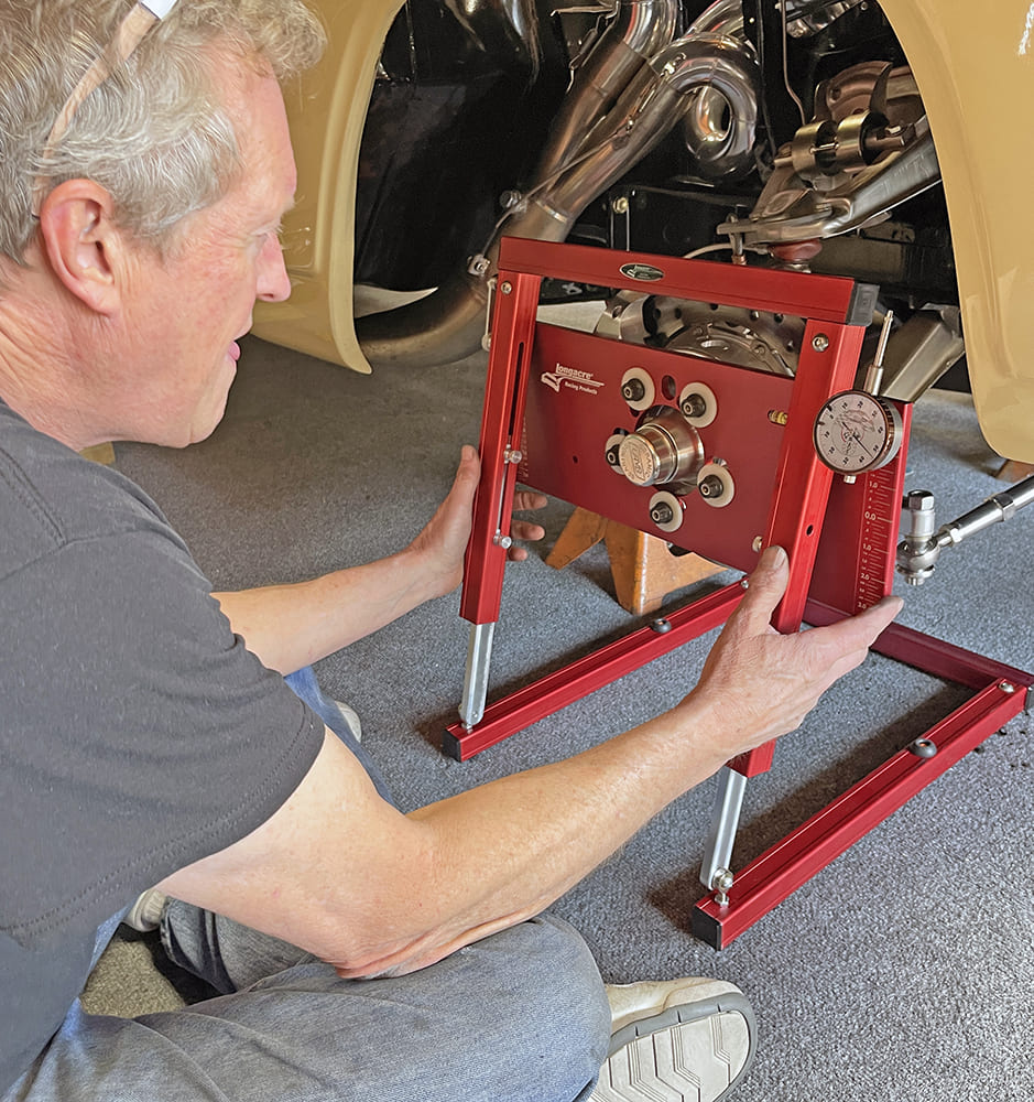 036 measuring camber and caster with gauge and dial indicator tool