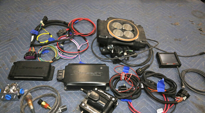 Sniper 2 Install on a Small-Block Chevy Engine 000 Holley Sniper EFI complete kit wiring harness ECU sensors touchscreen coil controller