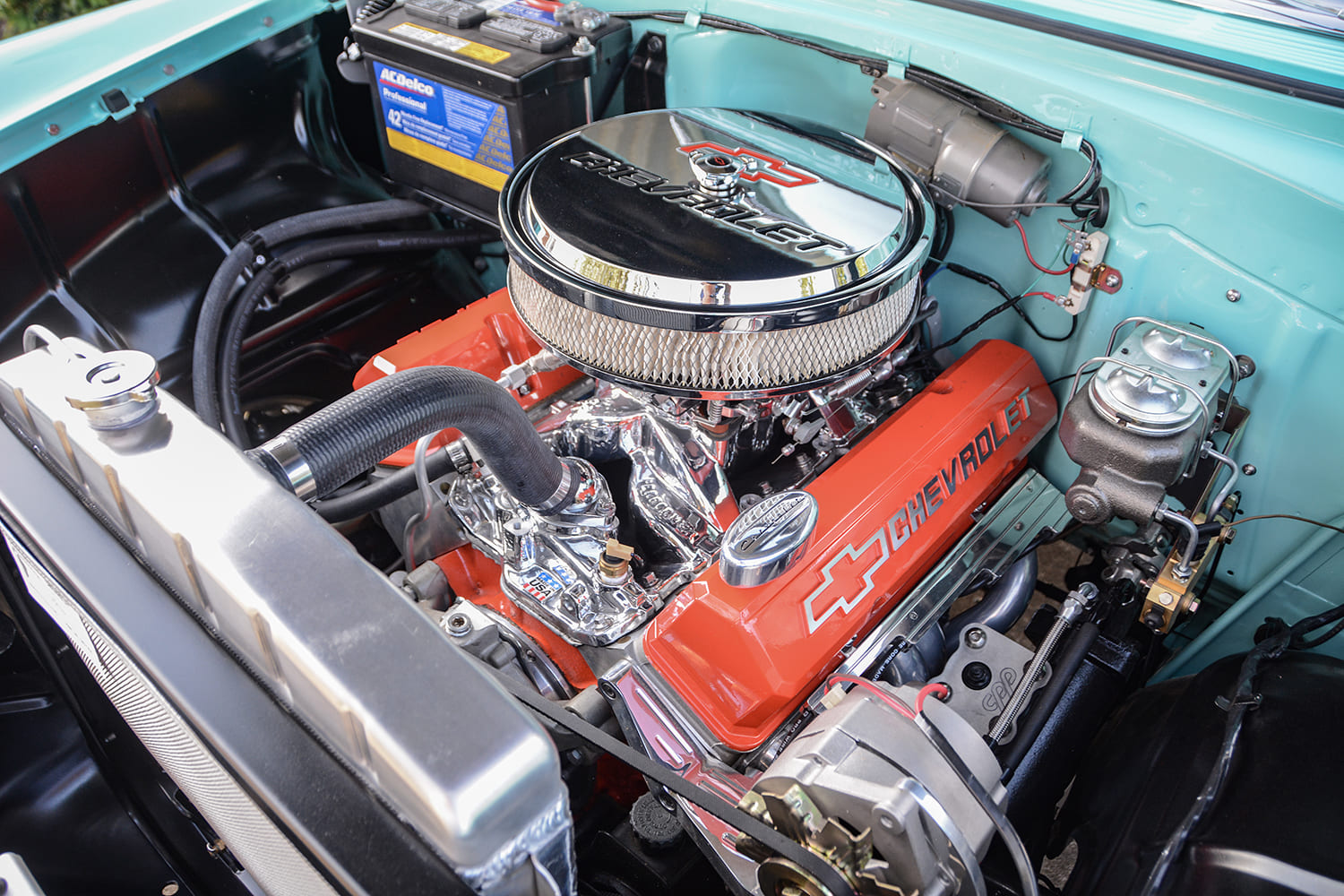 006 1955 Chevy Bel Air engine bay small block V8 Edelbrock AC Delco