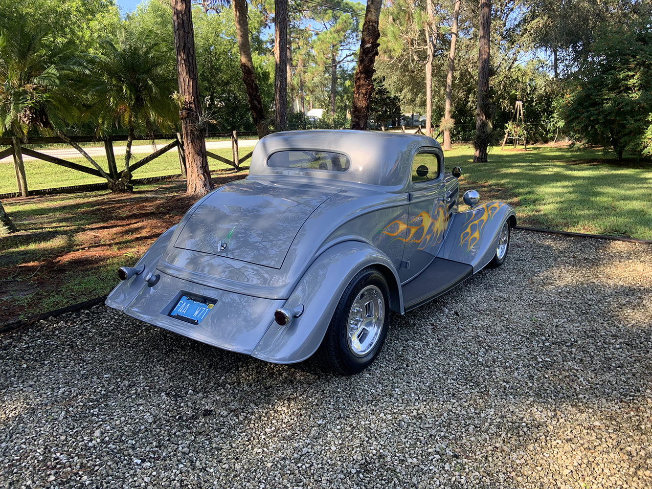 02 1934 ford three window model 40 rear