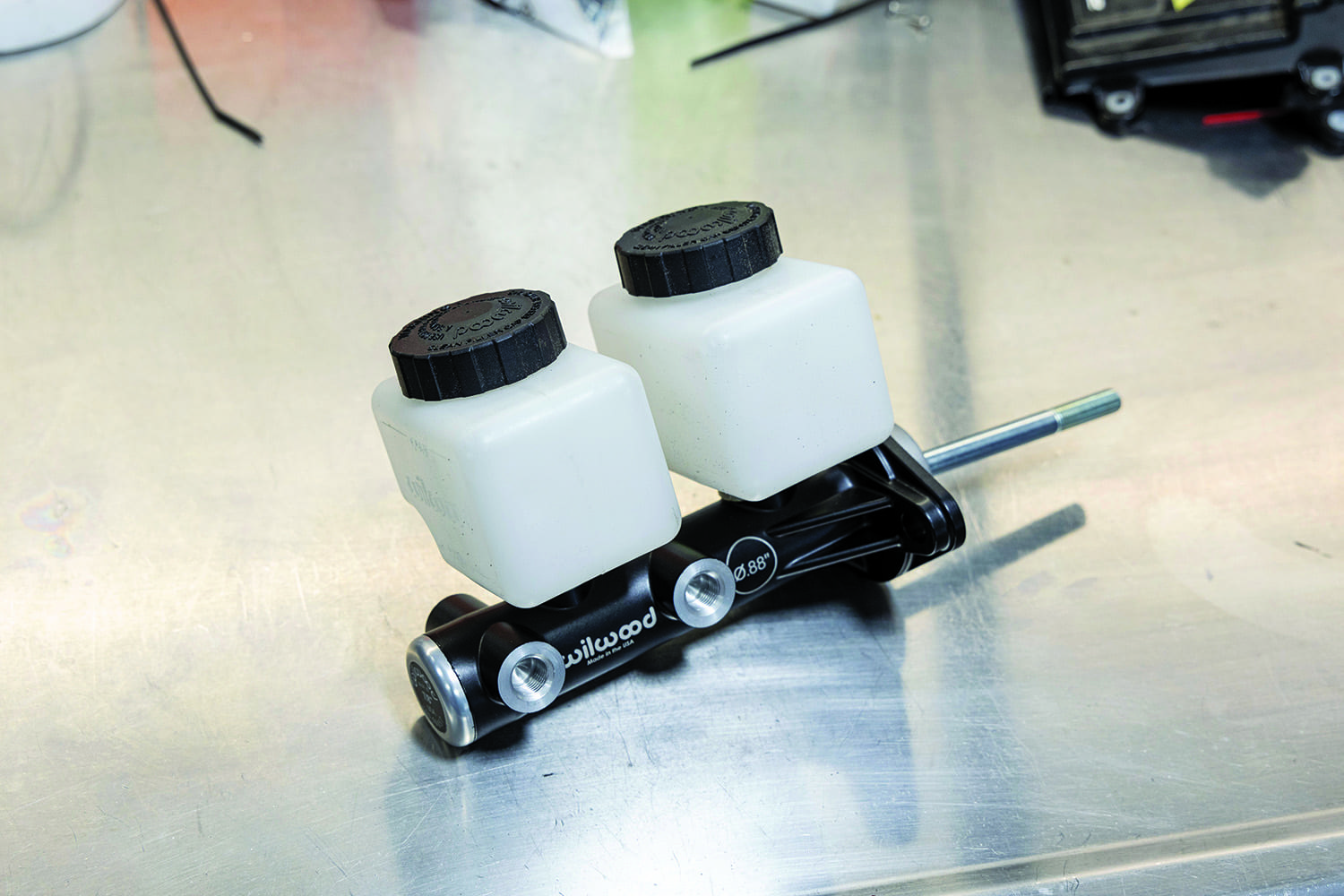 022 Wilwood master cylinder plastic reservoirs 0 88 bore