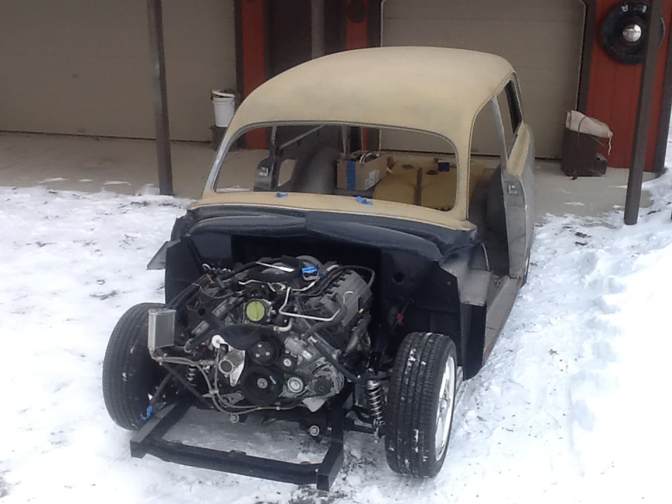 04 dennis novy 1950 ford woodie engine bay