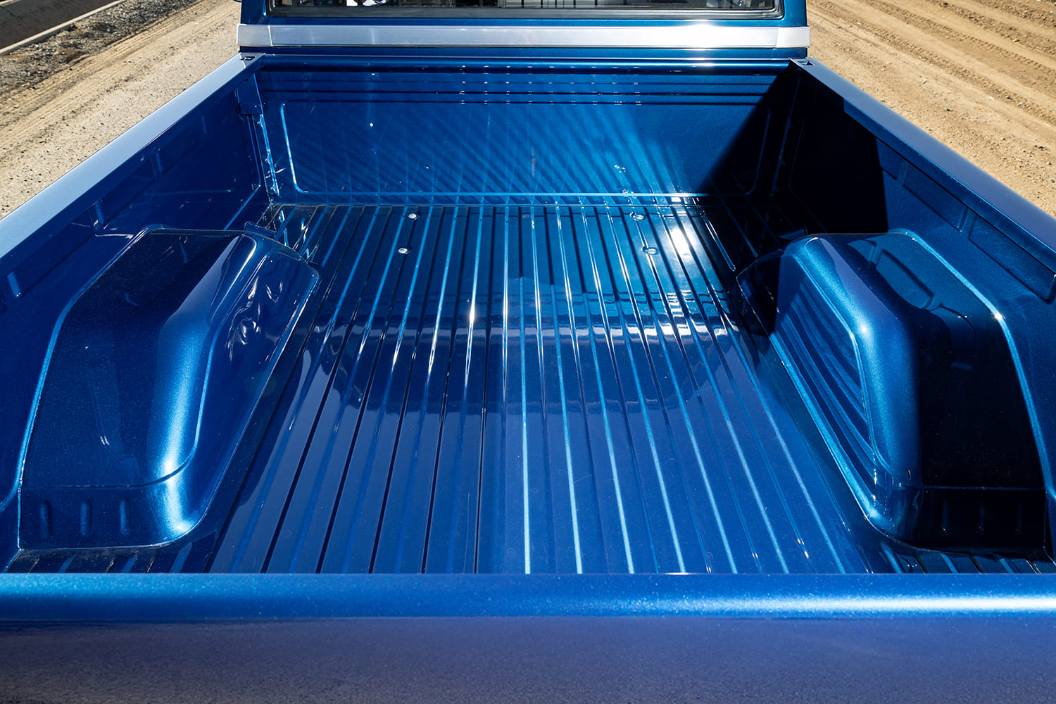 15 1981 GMC K15 truck bed metallic blue paint detail