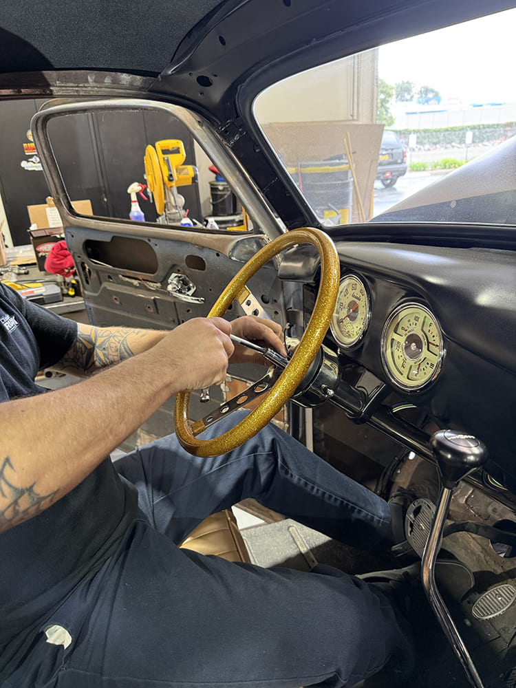 18 1948 Chevy truck gold flake steering wheel install final fitment in progress