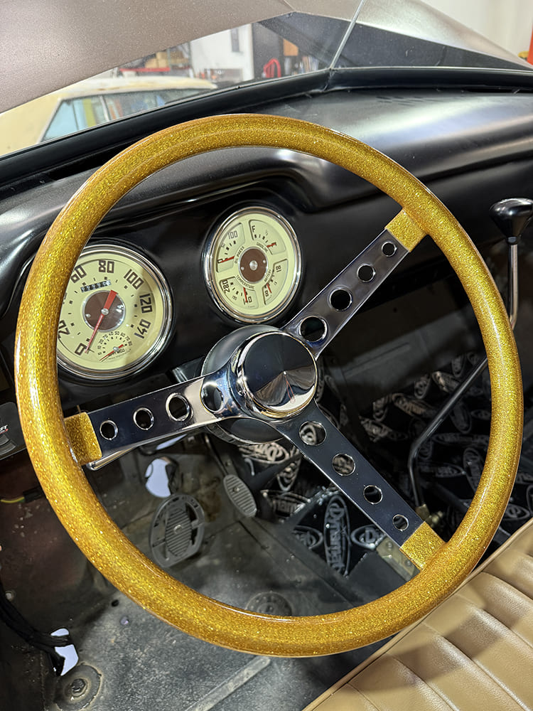 19 1948 Chevy truck gold metalflake steering wheel installed chrome horn cap done