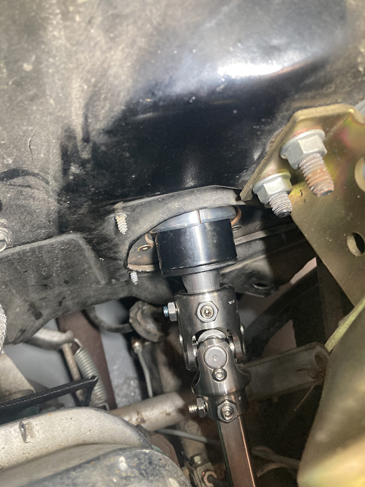 30 1964 Pontiac GTO column to box linkage complete with tight U joint angles and full spline engagement