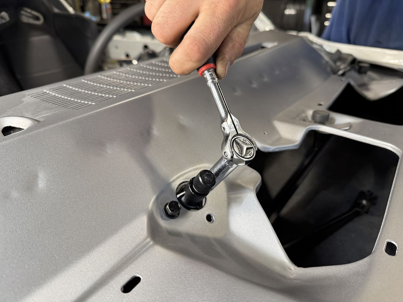 008 1971 Camaro wiper motor mount tightening during custom reassembly