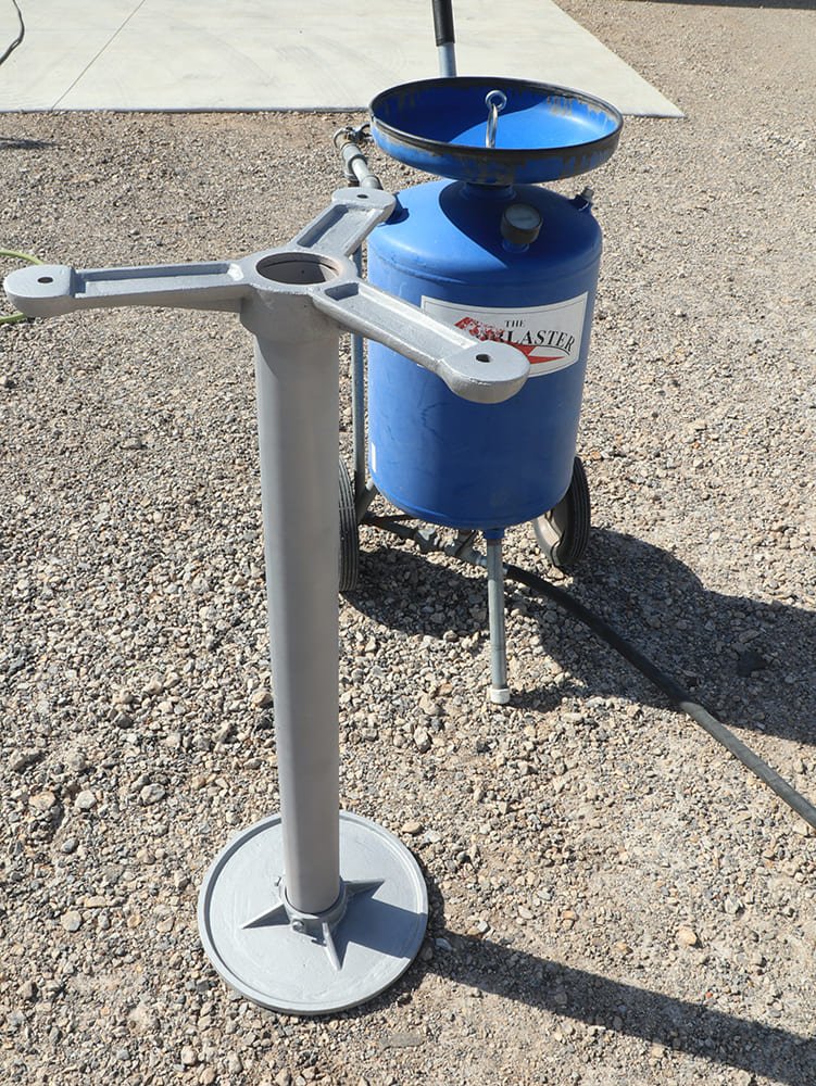 07 Sandblasted metal stand primed and ready for surface treatment