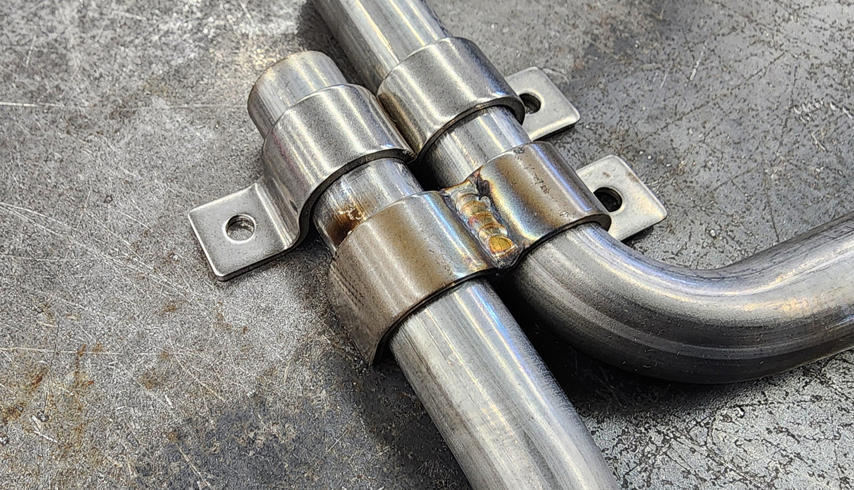 11 Stainless exhaust clamps welded brackets mounting tabs heat discoloration patterns