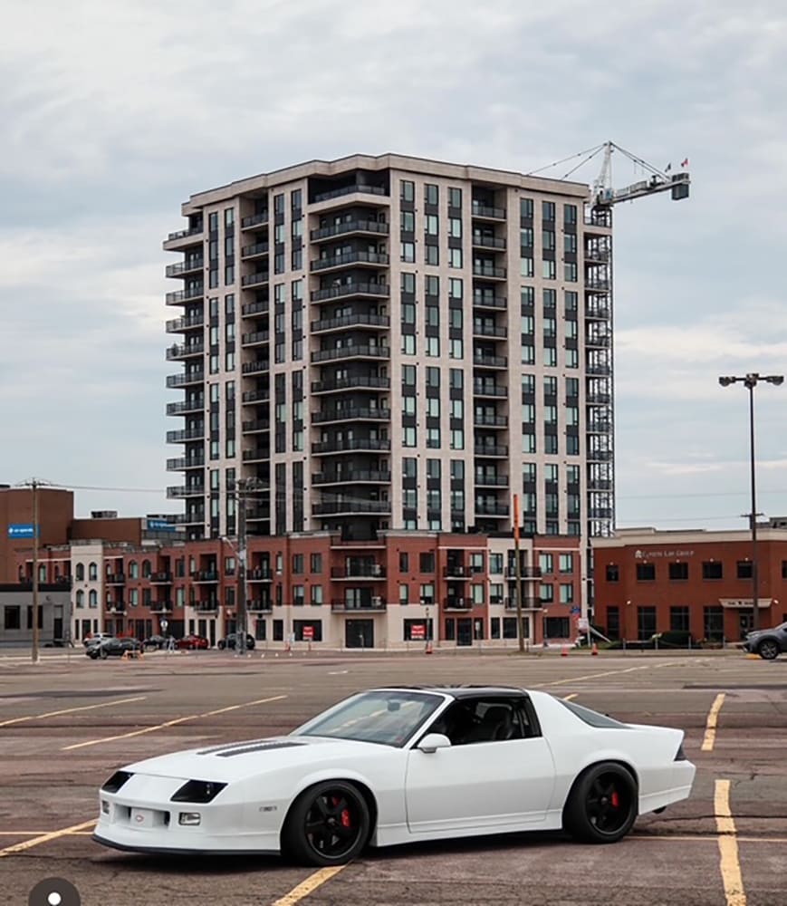 02 Sakell 1968 Camaro side view