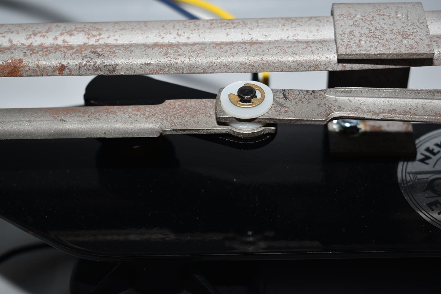 05 Newport Engineering wiper pivot and wiring detail