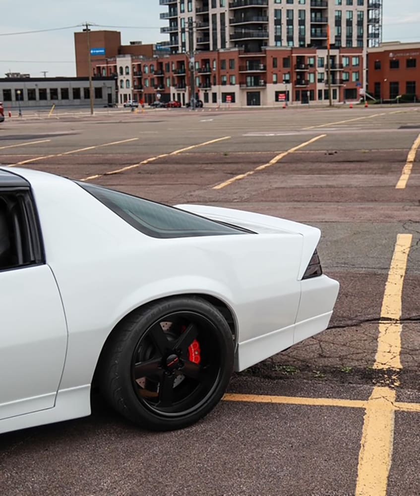 10 Sakell 1968 Camaro rear tire